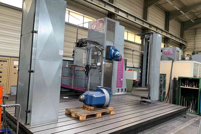 Rivendita Fresatrice a montante mobile FPT PRAGMA M60 usata